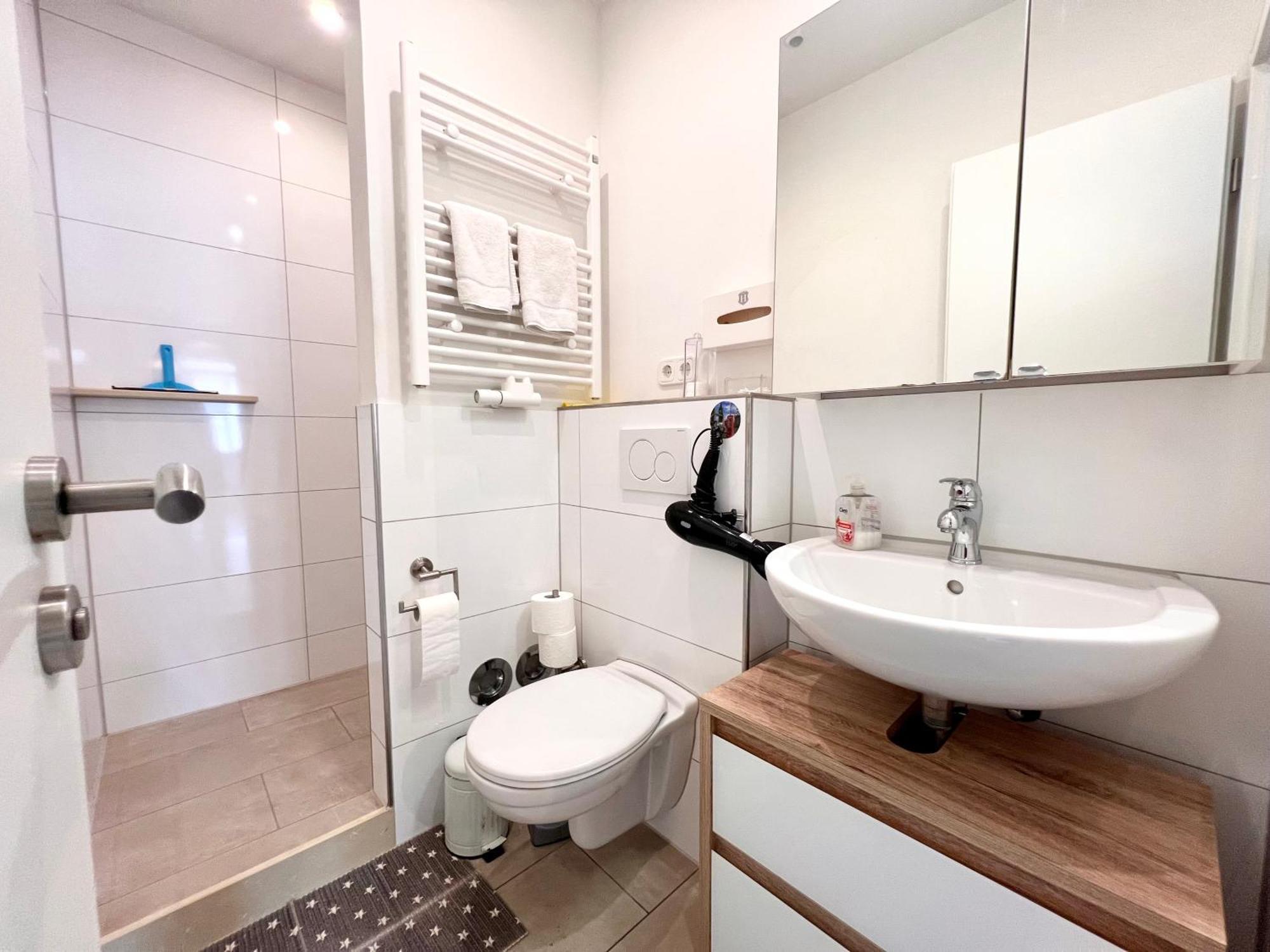 London Suite Fuer 4 Mit Kueche Und Wifi Эссен Экстерьер фото